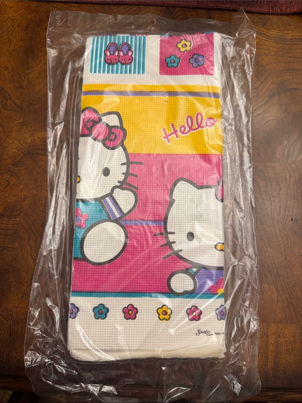 Vintage Hello Kitty Paper Sanrio 1976/2001 Party Tablecloth 48” x 96” NWT